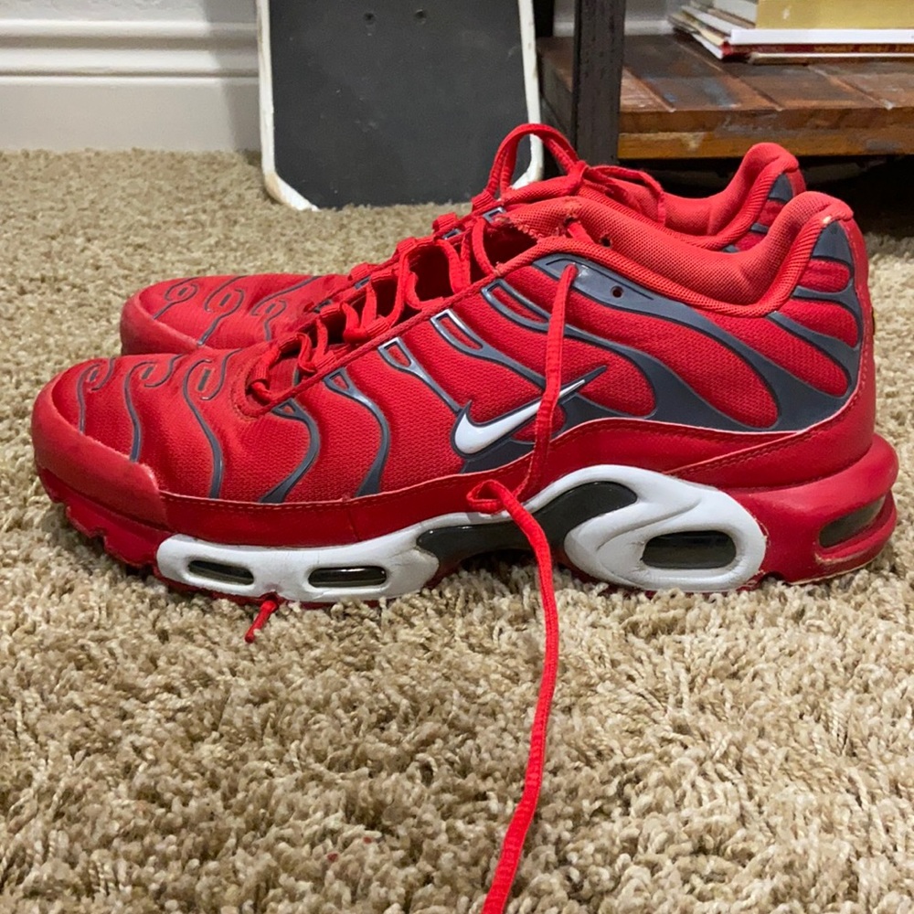 Red Airmax